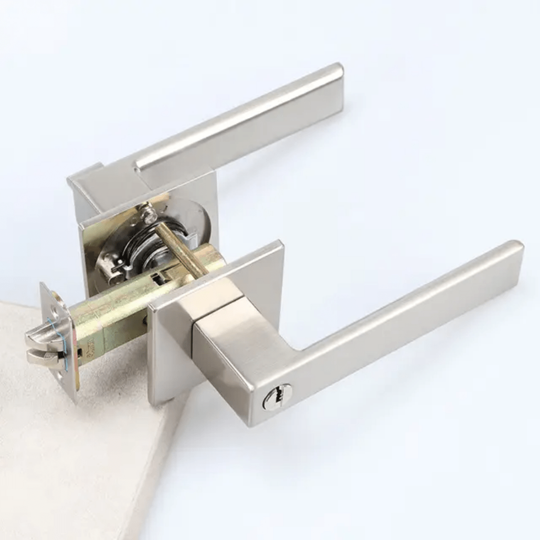 Square minimalist lever handle KP LOCKS