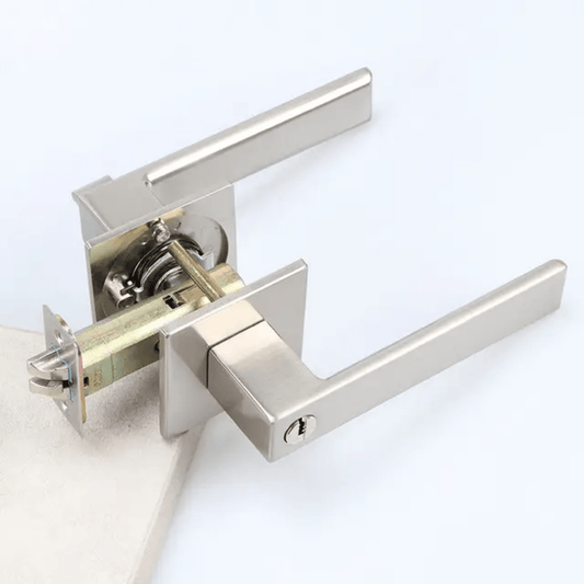 Square minimalist lever handle KP LOCKS